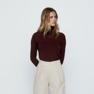ZARA Burgundy Basic Turtleneck Sweater
